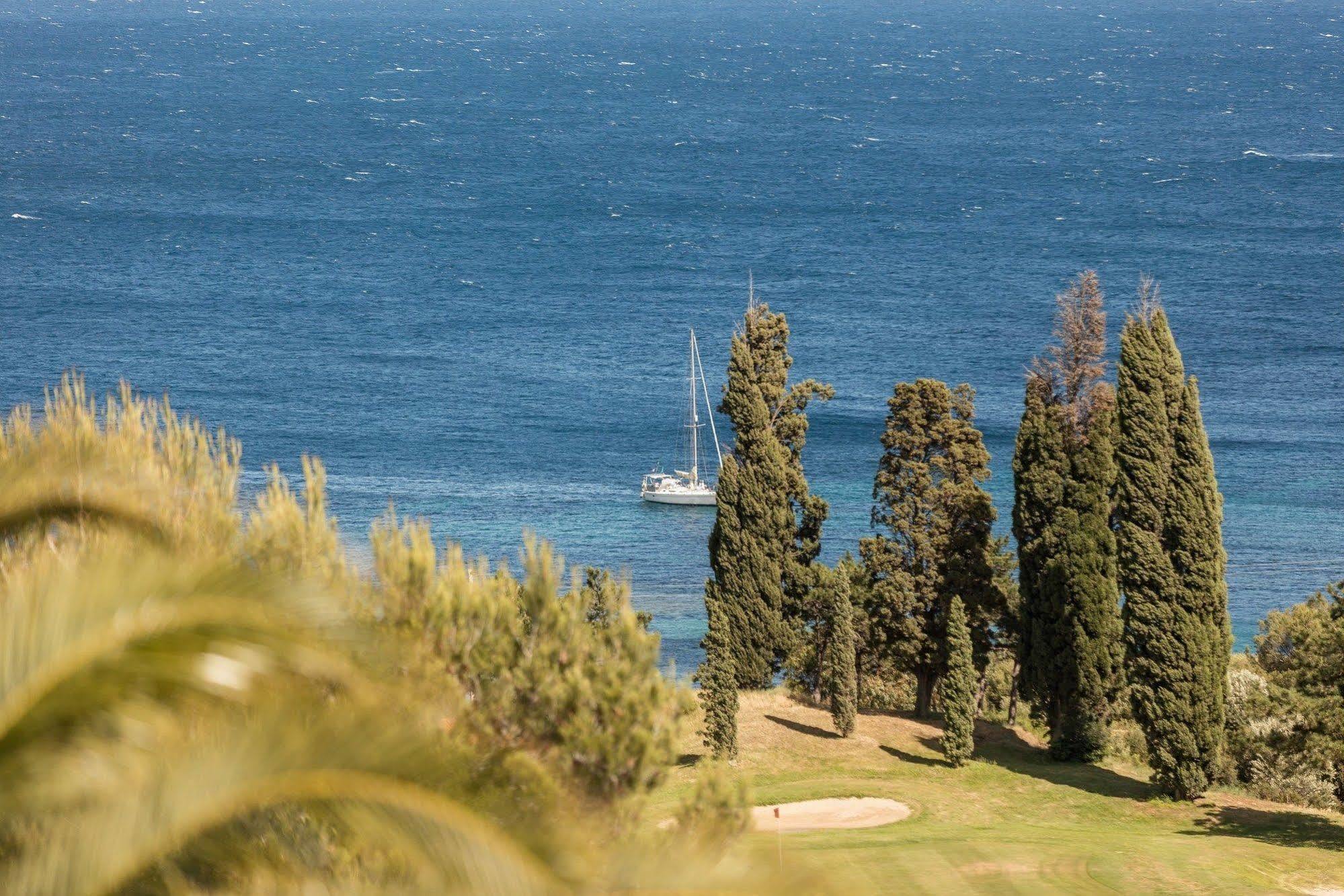 Hotel De L'Esterel Pierre & Vacances Saint-Raphaël Zewnętrze zdjęcie