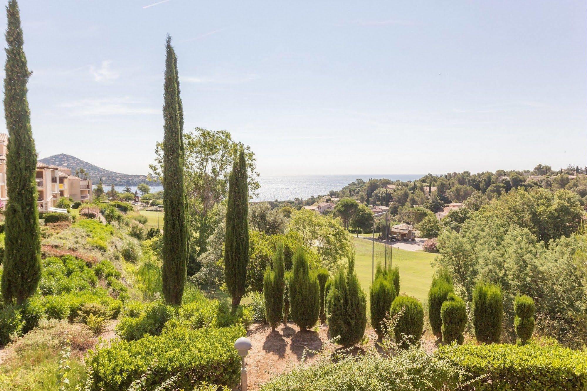 Hotel De L'Esterel Pierre & Vacances Saint-Raphaël Zewnętrze zdjęcie